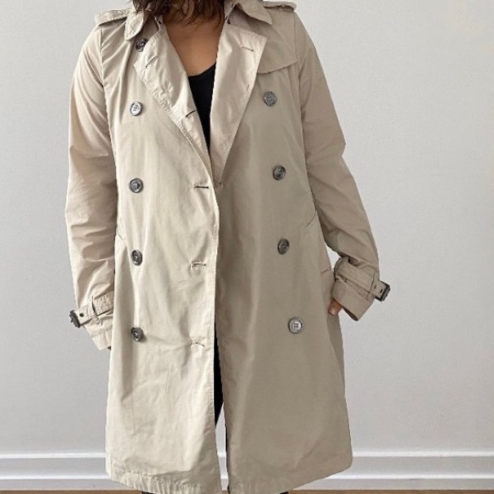 Classic Burberry Raincoat Trench
